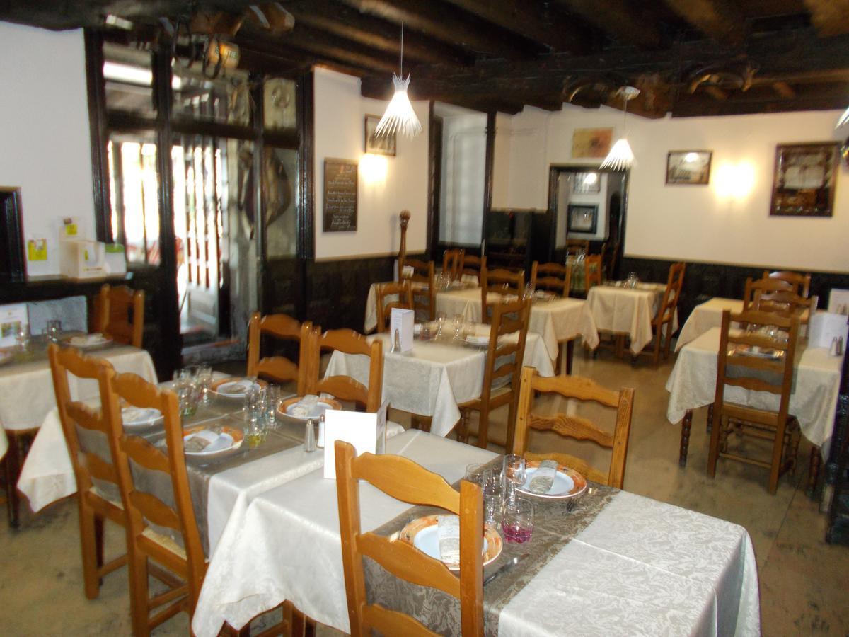 Logis Hotel Restaurant La Chaumiere Tournon-sur-Rhone Exterior foto